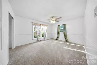 807 N Oakland Street, Dallas, NC 28034 - Photo 19