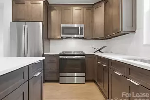 129 S Gardner Ave, Charlotte, NC 28208 - Photo 9
