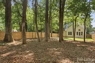 129 S Gardner Ave, Charlotte, NC 28208 - Photo 33