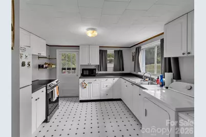 280 Mingus Street, Canton, NC 28716 - Photo 11
