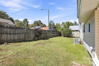 444 S Broad Street, Brevard, NC 28712 - Photo 9