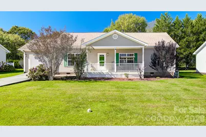 95 Beechnut Drive, Hendersonville, NC 28739 - Photo 1