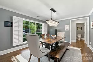1901 Runnymede Ln, Charlotte, NC 28211 - Photo 9