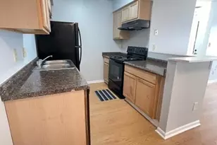 8623 Crows Nest Ln, Charlotte, NC 28226 - Photo 5