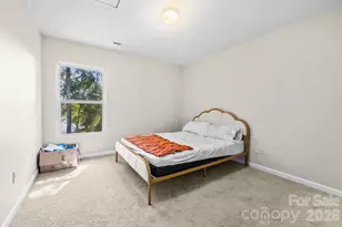2636 Cochrane Dr, Charlotte, NC 28269 - Photo 17