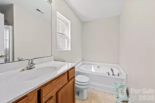 2636 Cochrane Dr, Charlotte, NC 28269 - Photo 13