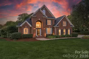 105 King's Crest Dr, Mooresville, NC 28117 - Photo 1