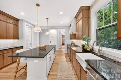 1524 E 35th Street, Charlotte, NC 28205 - Photo 9