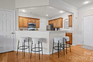 3250 Margellina Drive, Charlotte, NC 28210 - Photo 7