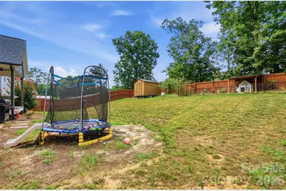 304 E Florida Avenue, Bessemer City, NC 28016 - Photo 37
