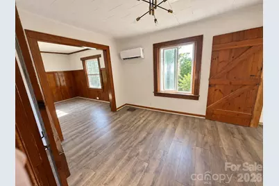 409 W Virginia Avenue, Bessemer City, NC 28016 - Photo 5