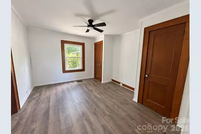 409 W Virginia Avenue, Bessemer City, NC 28016 - Photo 7