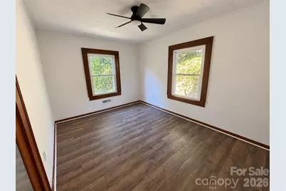 409 W Virginia Avenue, Bessemer City, NC 28016 - Photo 11