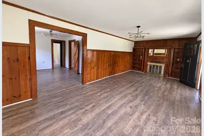 409 W Virginia Avenue, Bessemer City, NC 28016 - Photo 15