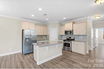 6556 Harris River Way, Charlotte, NC 28269 - Photo 3