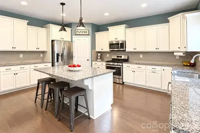11406 Rising Star Court, Charlotte, NC 28215 - Photo 5