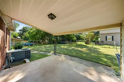 4235 Brookway Drive, Charlotte, NC 28208 - Photo 7