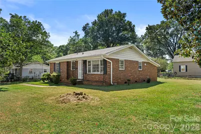 4235 Brookway Drive, Charlotte, NC 28208 - Photo 3
