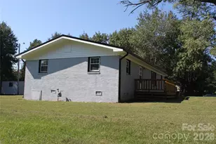 194 Crescent Dr, Forest City, NC 28043 - Photo 45