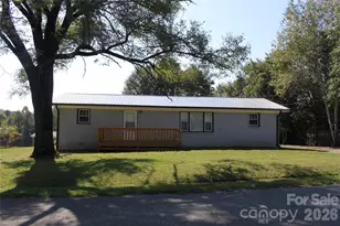194 Crescent Dr, Forest City, NC 28043 - Photo 1
