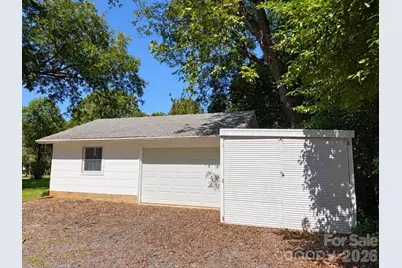 330 Holly Avenue, Salisbury, NC 28147 - Photo 21