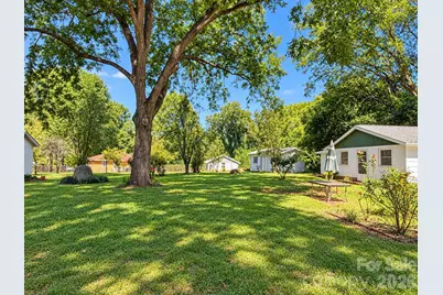 330 Holly Avenue, Salisbury, NC 28147 - Photo 25