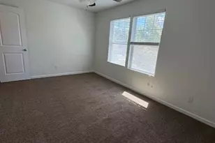 10710 Derryrush Dr, Charlotte, NC 28213 - Photo 9