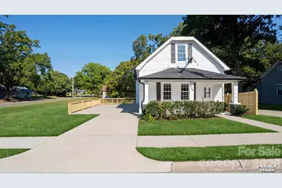604 Oak Street, Mooresville, NC 28115 - Photo 1