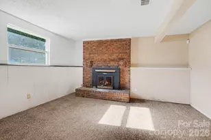 1010 Glenfiddich Dr, Charlotte, NC 28215 - Photo 3