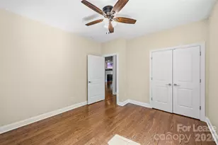 1617 Hawthorne Ln, Charlotte, NC 28205 - Photo 13