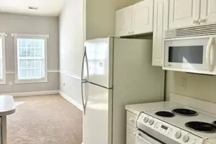 8755 Coralbell Ln, Charlotte, NC 28213 - Photo 9