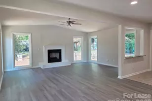 5143 Delivau Dr, Charlotte, NC 28215 - Photo 3