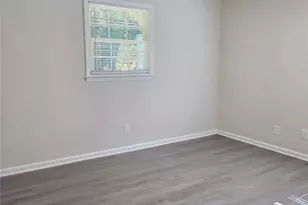 5143 Delivau Dr, Charlotte, NC 28215 - Photo 7
