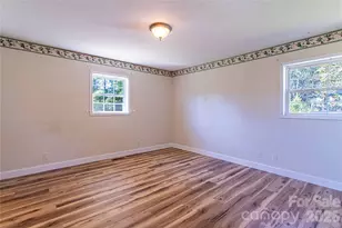 3 Edna Oaks Rd, Hendersonville, NC 28792 - Photo 25