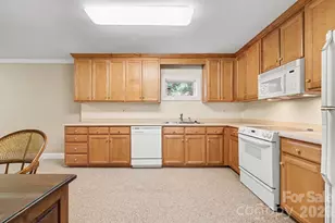 746 Grandview Dr NE, Concord, NC 28025 - Photo 31