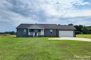 1330 Daniels Rd, Lincolnton, NC 28092 - Photo 1