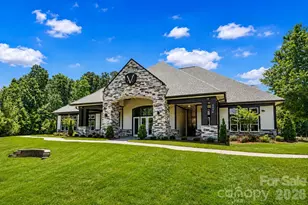 9025 Carneros Creek Rd, Charlotte, NC 28214 - Photo 47