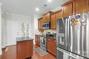 9025 Carneros Creek Rd, Charlotte, NC 28214 - Photo 11