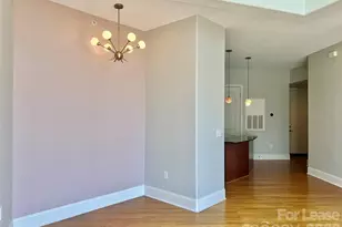 4625 Piedmont Row Dr, Charlotte, NC 28210 - Photo 7