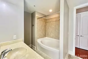 4625 Piedmont Row Dr, Charlotte, NC 28210 - Photo 19
