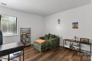 4902 Spring Lake Dr, Charlotte, NC 28212 - Photo 17