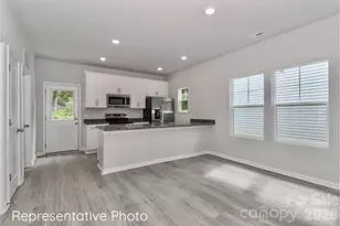 542 Salisbury Rd, Statesville, NC 28625 - Photo 3