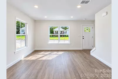 952-954 4th Street Place SE, Hickory, NC 28602 - Photo 7