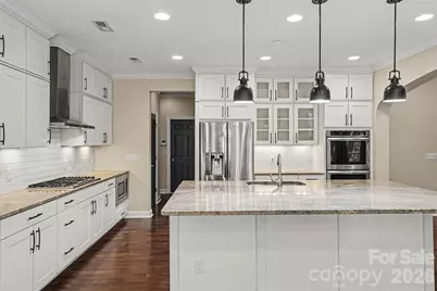 12609 Burr Oak Lane, Charlotte, NC 28278 - Photo 11