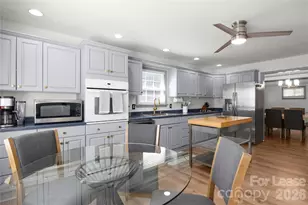 817 Sedgefield Rd, Charlotte, NC 28209 - Photo 17