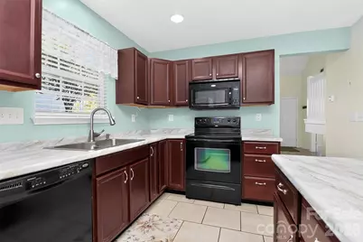 16931 Greenlawn Hills Court, Charlotte, NC 28213 - Photo 25