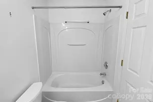 16931 Greenlawn Hills Ct, Charlotte, NC 28213 - Photo 9
