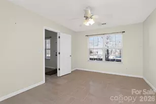 16931 Greenlawn Hills Ct, Charlotte, NC 28213 - Photo 3