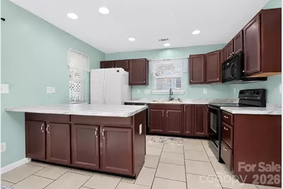 16931 Greenlawn Hills Court, Charlotte, NC 28213 - Photo 39