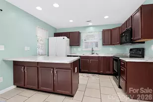 16931 Greenlawn Hills Ct, Charlotte, NC 28213 - Photo 39